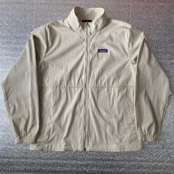 거의 미사용 patagonia 노마드 자켓 M 펠리칸