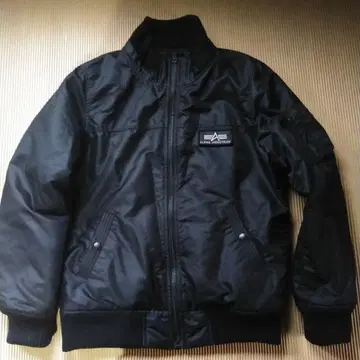 ALPHA INDUSTRIES 블랙 자켓 X-LARGE