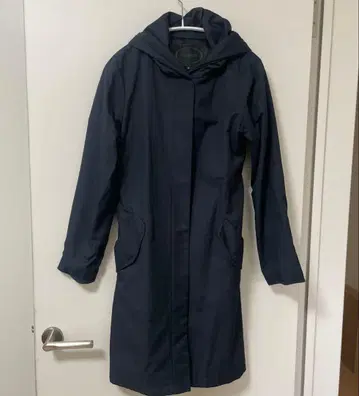 UNTITLED 네이비 코트