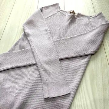 새상품급 아푸와이저 리셰 버튼 달린 니트 스웨터 상의