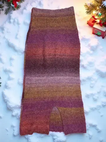 어반 리서치 그라데이션 니트 타이트 스커트