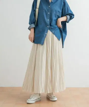 어반 리서치 도어스 * 타프타 랜덤 플리츠 롱 스커트