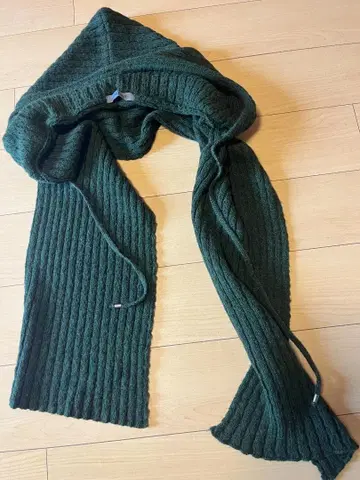 DAVID VALLS제 앤티크 멋진 디자인의 니트 모자 머플러