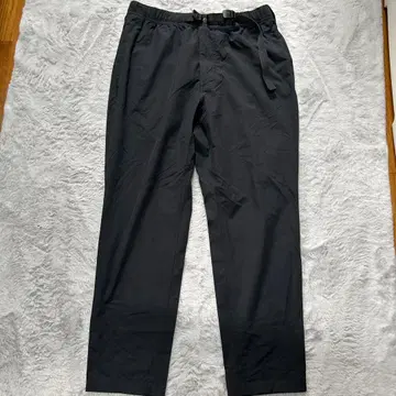 뉴발란스 스트레이트 팬츠 허리 조절 가능