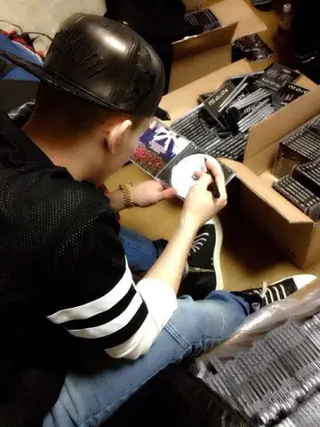 [구하기 어려움] T-Pablow 착용 BROOKLYN 가죽 캡