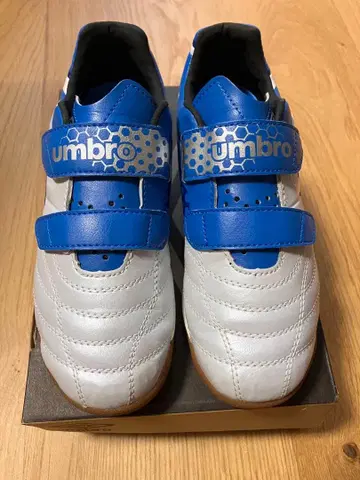 엄브로 풋살화 21cm