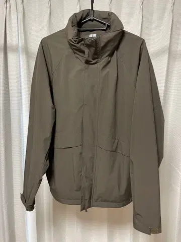 유니클로 윈드프루프 스탠드 블루종 브라운 L 사이즈