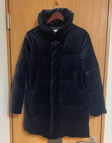 [ 새상품급 ] BEAMS 벨벳 다운 자켓 다크 네이비