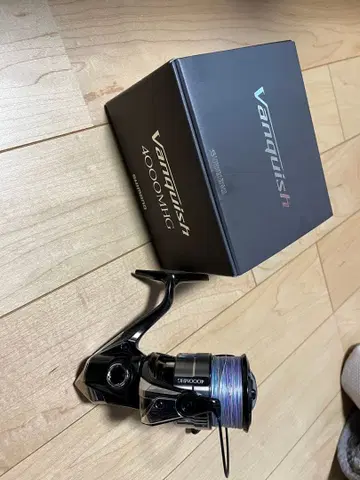 시마노 뱅퀴시 4000MHG 스피닝 릴