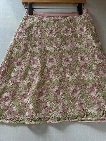 TOCCA 케미컬 레이스 스커트 사이즈 2