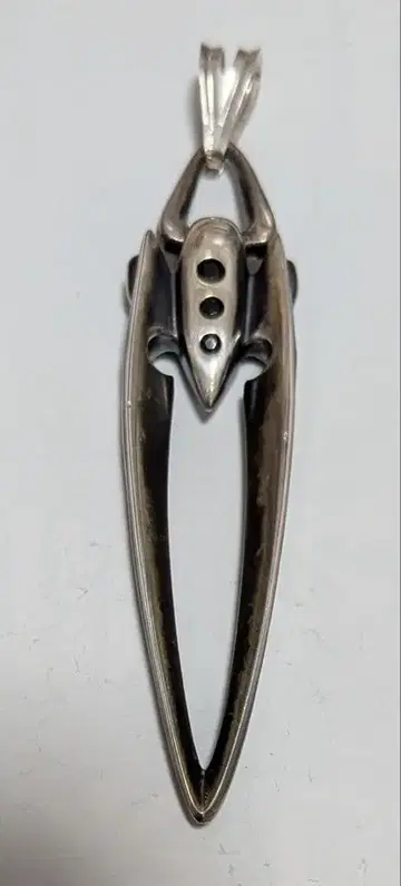 서울 페티쉬 펜던트