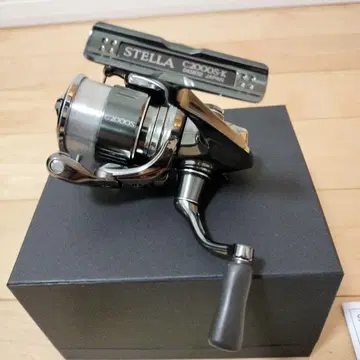 SHIMANO 22STELLA C2000S 스피닝 릴