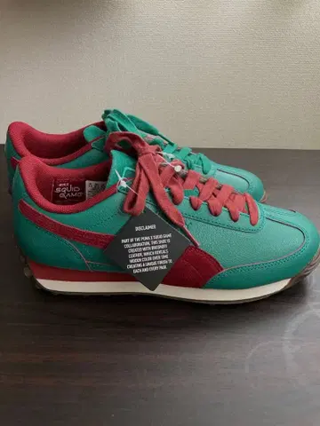 그린/레드 스니커즈 캐릭터 포함