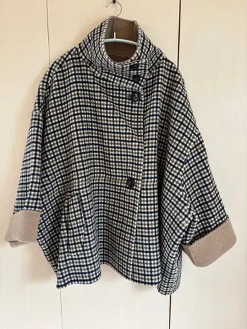 SHIPS any 리버 스탠드 칼라 판초 숏코트