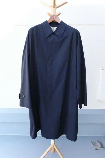 아나토미카 싱글 래글런 코트