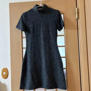 그레이 반팔 하이넥 니트 원피스