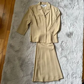 NATURAL BEAUTY BASIC 베이지 수트 USA 4