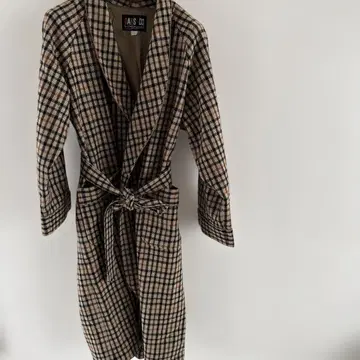 DAKS 체크 무늬 로브