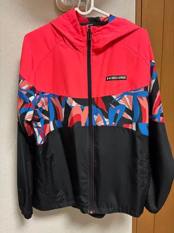 언더아머 여성용 후드티