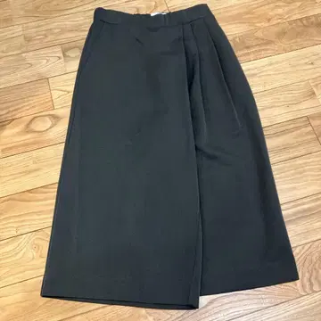 CAPRICIEUX LEMAGE 카키 가우초 팬츠