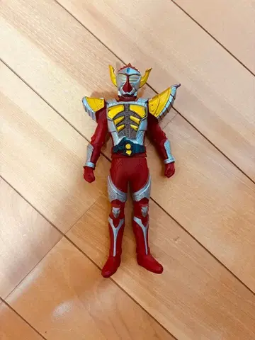 가면라이더 피규어