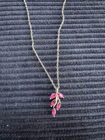 K10 리프 모티브 핑크 목걸이