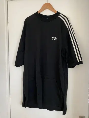 Y-3 블랙 스트라이프 티셔츠
