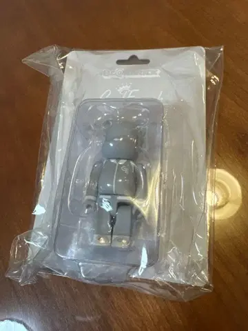 [미개봉 새상품] BE@RBRICK Good Enough 굿이너프 그레이