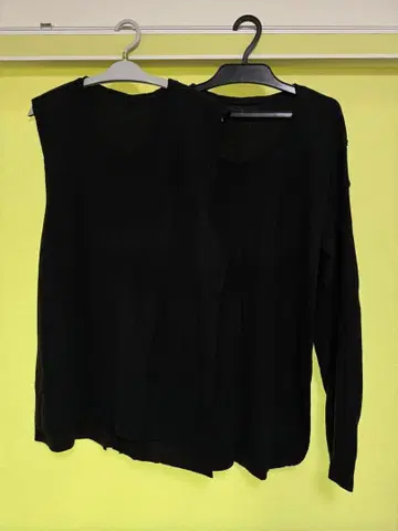 SEPARETED KNIT (VEST & 2SHOUDER L/S)