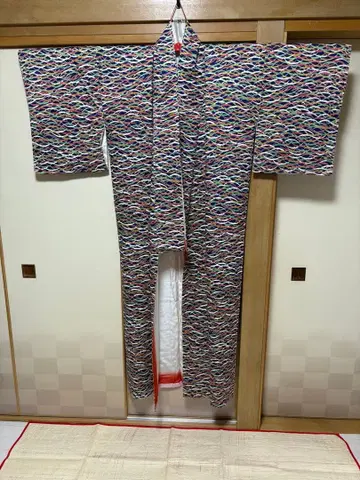 미사용 코몬 기모노 다색 파도 무늬 순수 실크