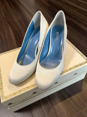 BENIR 베니르 화이트 펌프스 웨딩