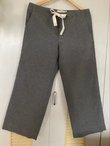 BEAMS BOY 그레이 이지 팬츠