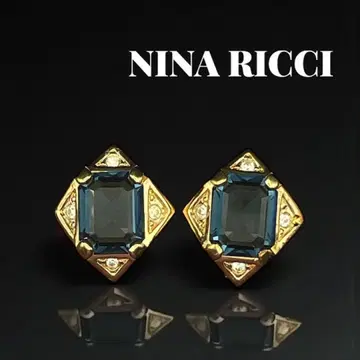 니나리치 아쿠아 블루 빅 큐빅 귀찌