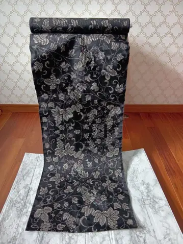 미사용품 옷감 한국산 오시마 블랙 베이스에 포도 패턴 무늬 137