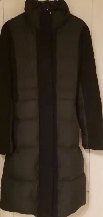 폴스미스 다운 코트 L 사이즈
