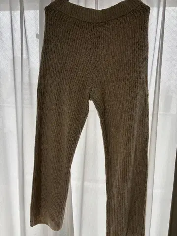 베이크루즈 브라운 베이지 니트 팬츠