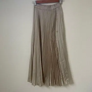 SLOBE IENA 베이지 플리츠 롱 스커트 맥시 길이