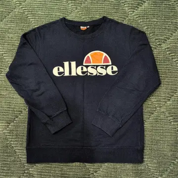 ellesse 트레이닝복 맨투맨 네이비 컬러