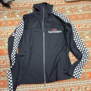 Mastermind Japan x Vans 저지