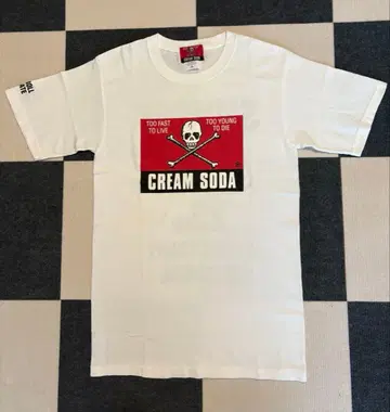 핑크 드래곤 CREAM SODA 해골 스퀘어 T셔츠