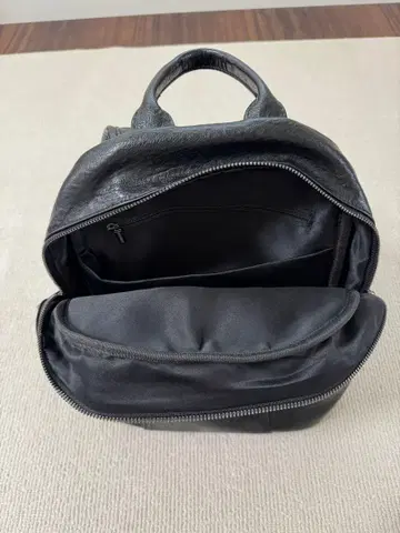가죽 백팩