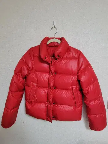 여성용 레드 다운 자켓 M