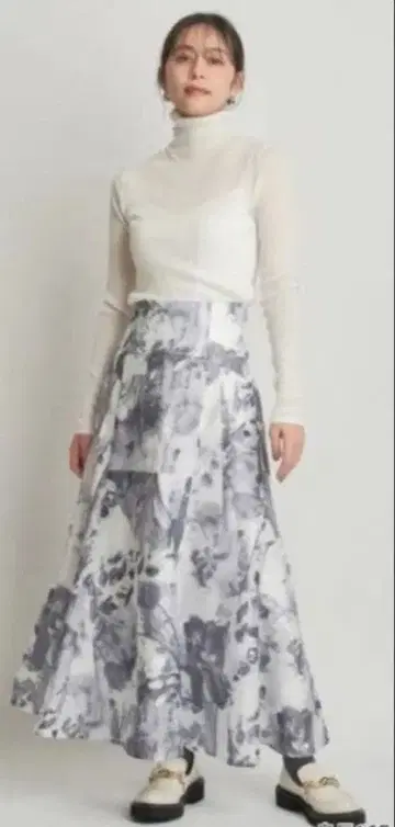 마이 스트라다 거울 플라워 스커트