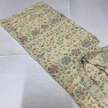 순수 실크 코몬 기모노 베이지 계열 꽃무늬 교고후쿠 교시타테