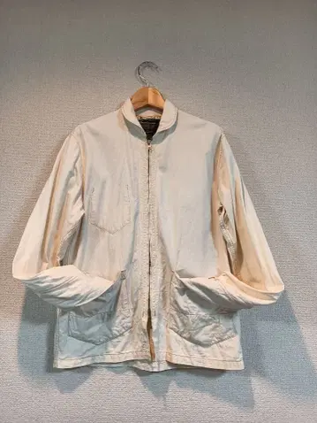 Anachronorm No.262 아이보리 자켓