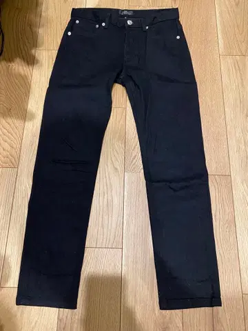 A.P.C. PETIT NEW STANDARD 블랙 데님 27