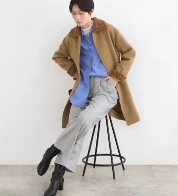 [ 새상품 INDIVI ] 컬리 인조 모피 롱 울 혼방 코트 ( 카멜 )