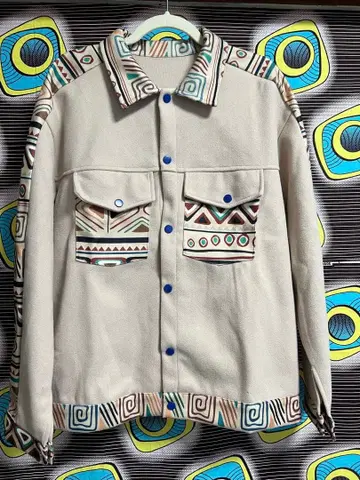 기하학 패턴 베이지 자켓