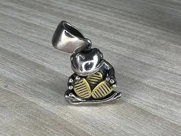 카스우 공방 개구리와 코반 목걸이 탑