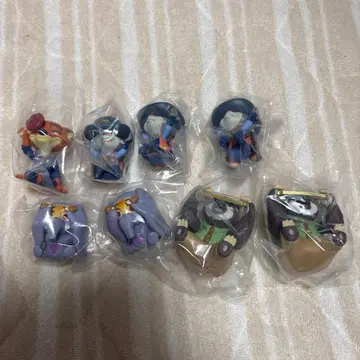 주토피아 가챠가챠 숨바꼭질 피규어 세트